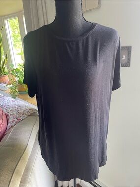 Old Navy Black Luxe Tee - Crew Neck